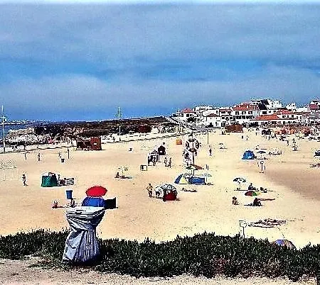 Villa Baleal Large For 10-11 Pax, 2 F/l, 4 Rooms, Pateo, Parking