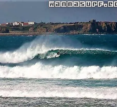 Baleal Large For 10-11 Pax, 2 F/l, 4 Rooms, Pateo, Parking * Ferrel